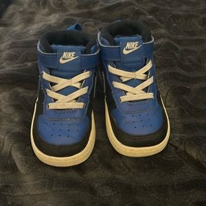 Toddler Nike shoes
